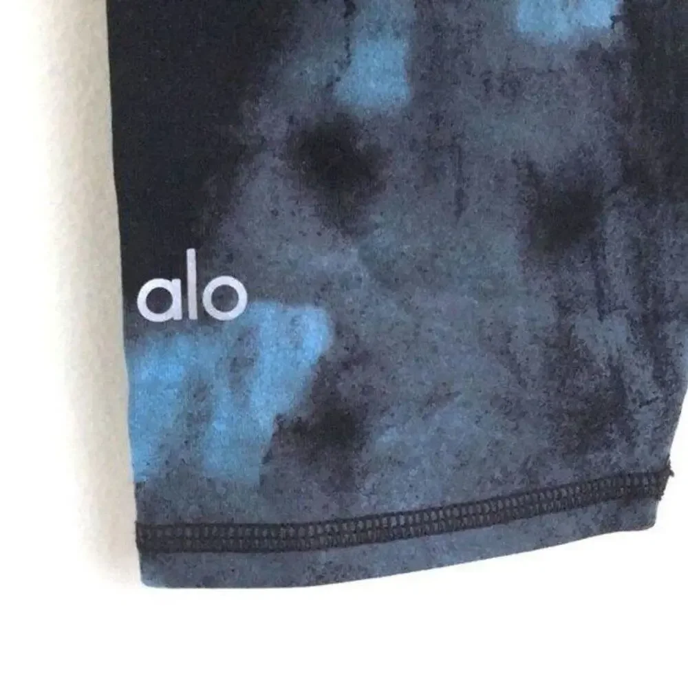 Alo Yoga leggings XS in EUC pre-loved cropped